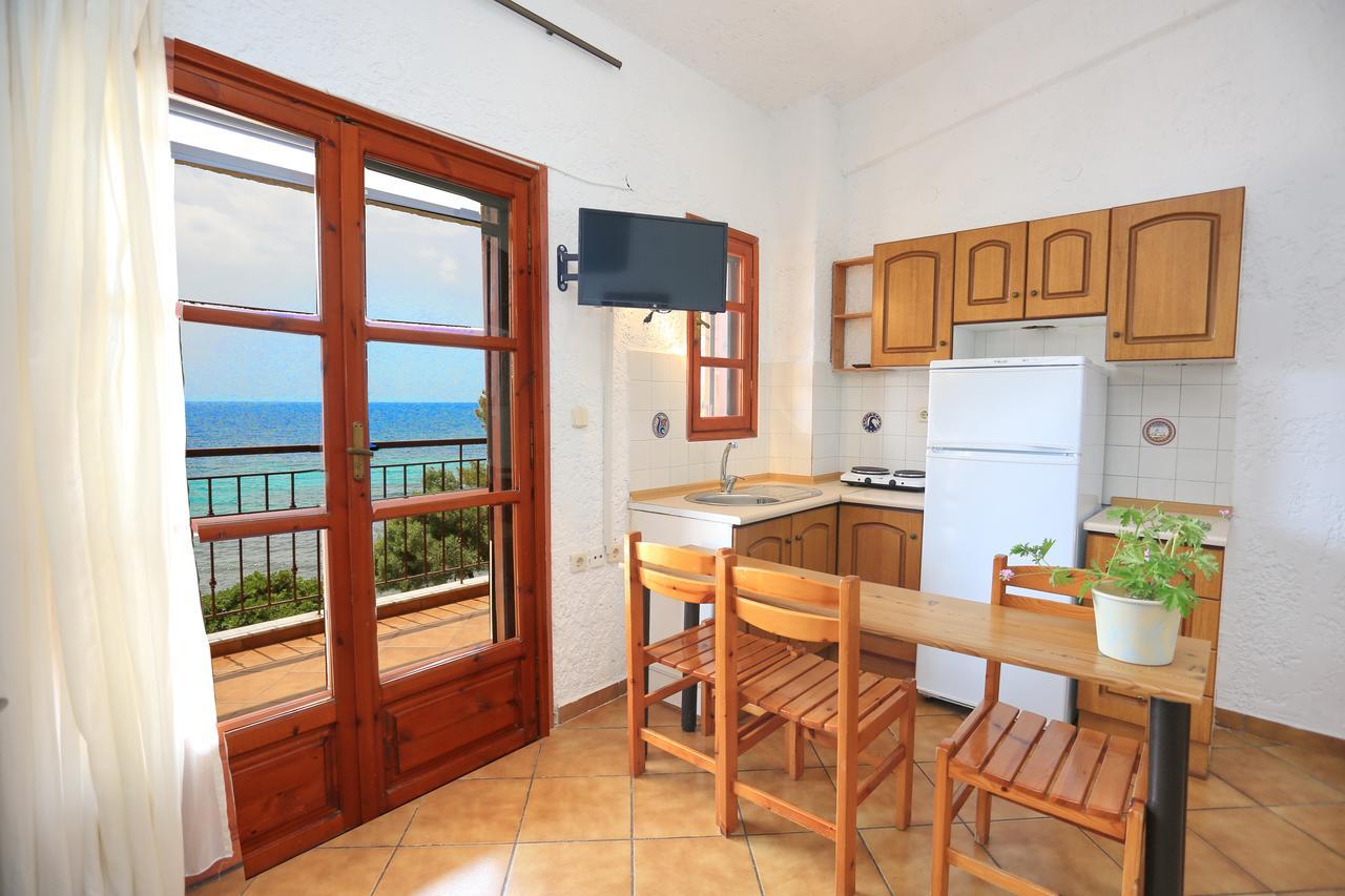 Maison La Mer Αγία Παρασκευή Εξωτερικό φωτογραφία